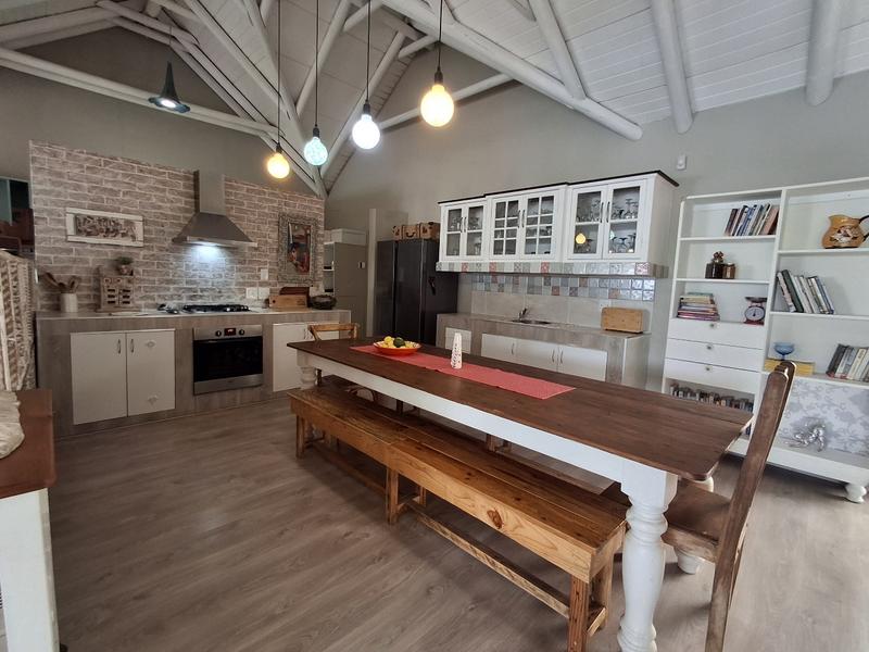 4 Bedroom Property for Sale in Duyker Eiland Western Cape
